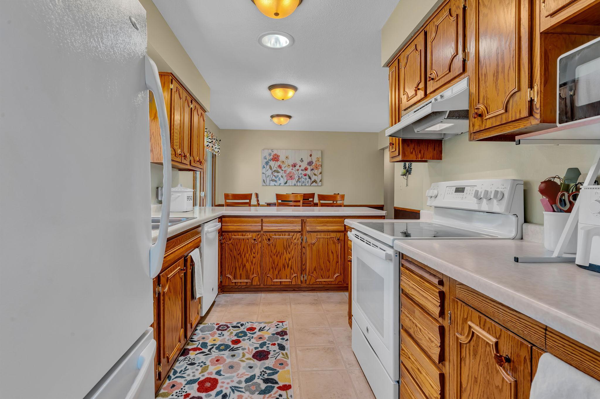 920 Meadow Lane Property Photo 16