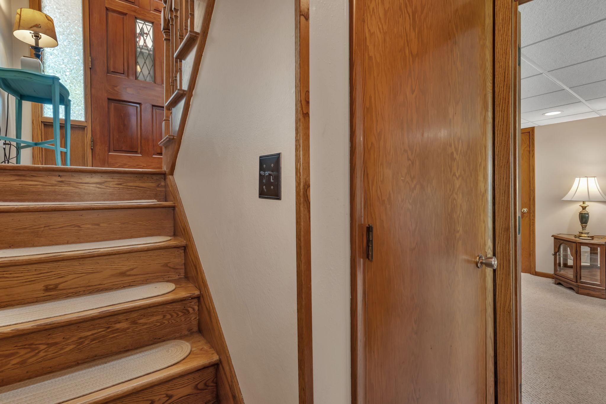 920 Meadow Lane Property Photo 39