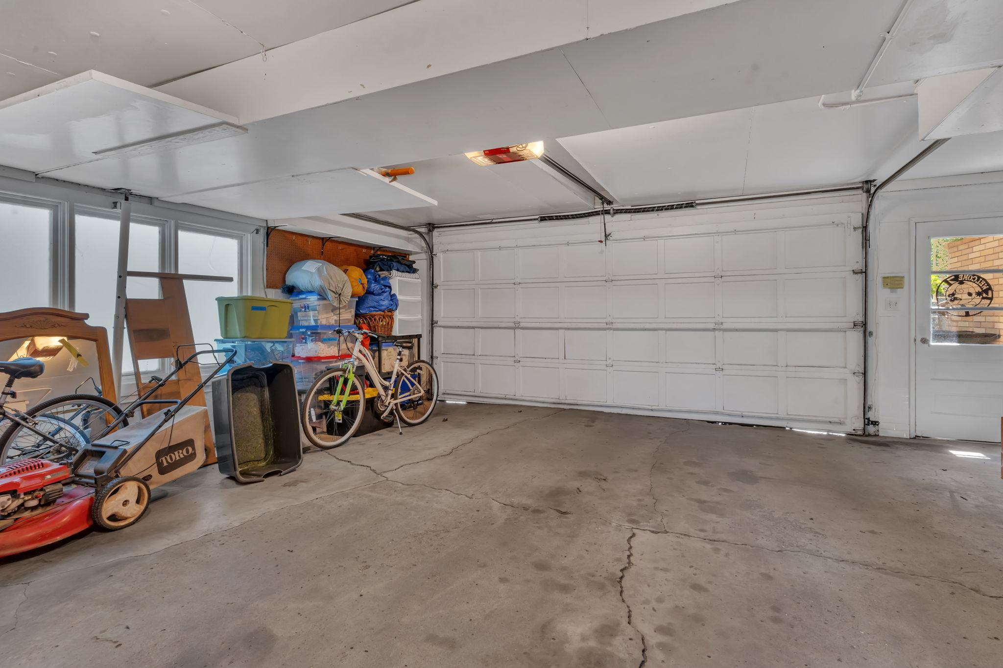 920 Meadow Lane Property Photo 43