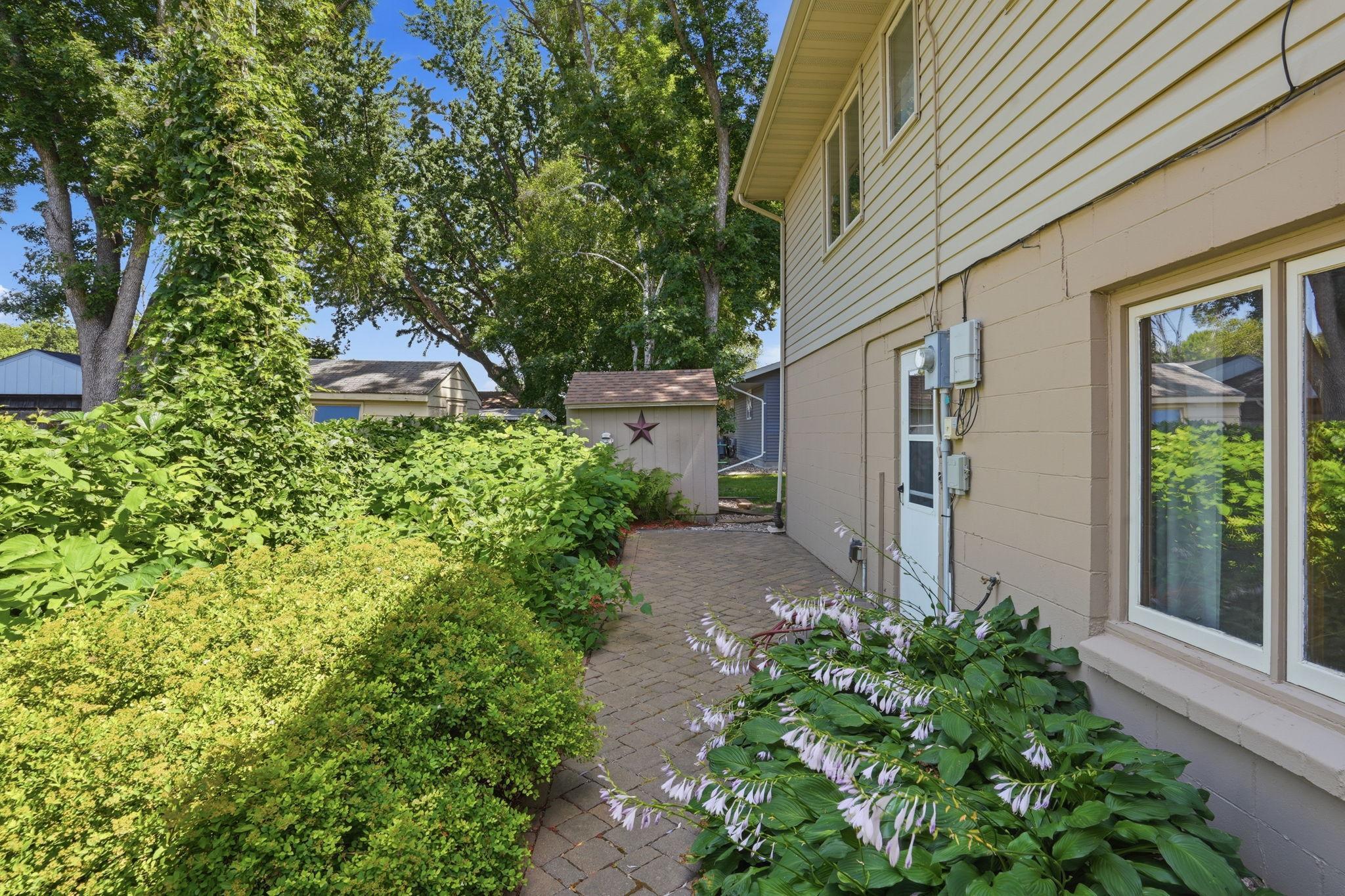 920 Meadow Lane Property Photo 48