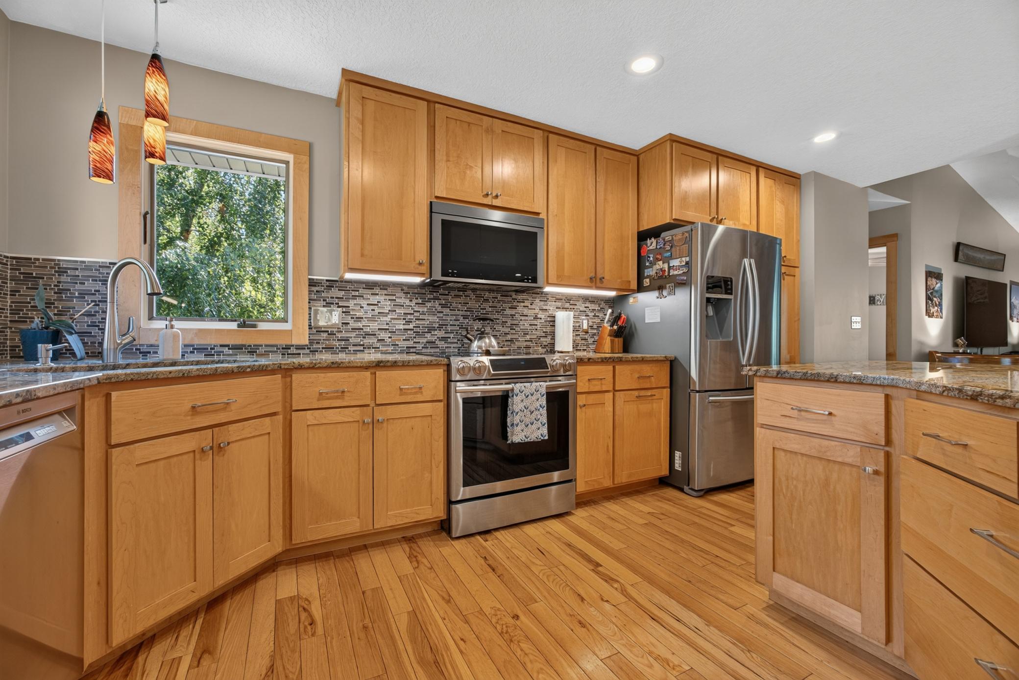 12916 3rd Street S Property Photo 7
