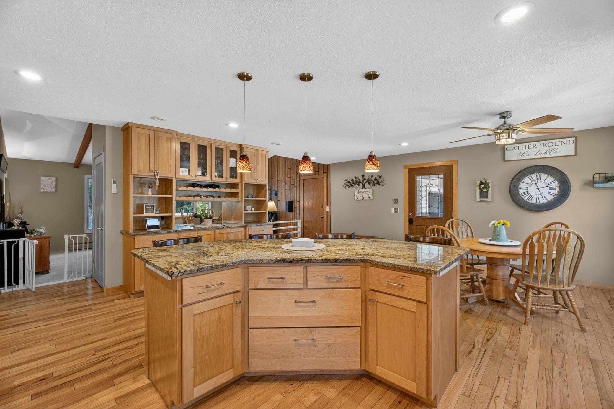 12916 3rd Street S Property Photo 9