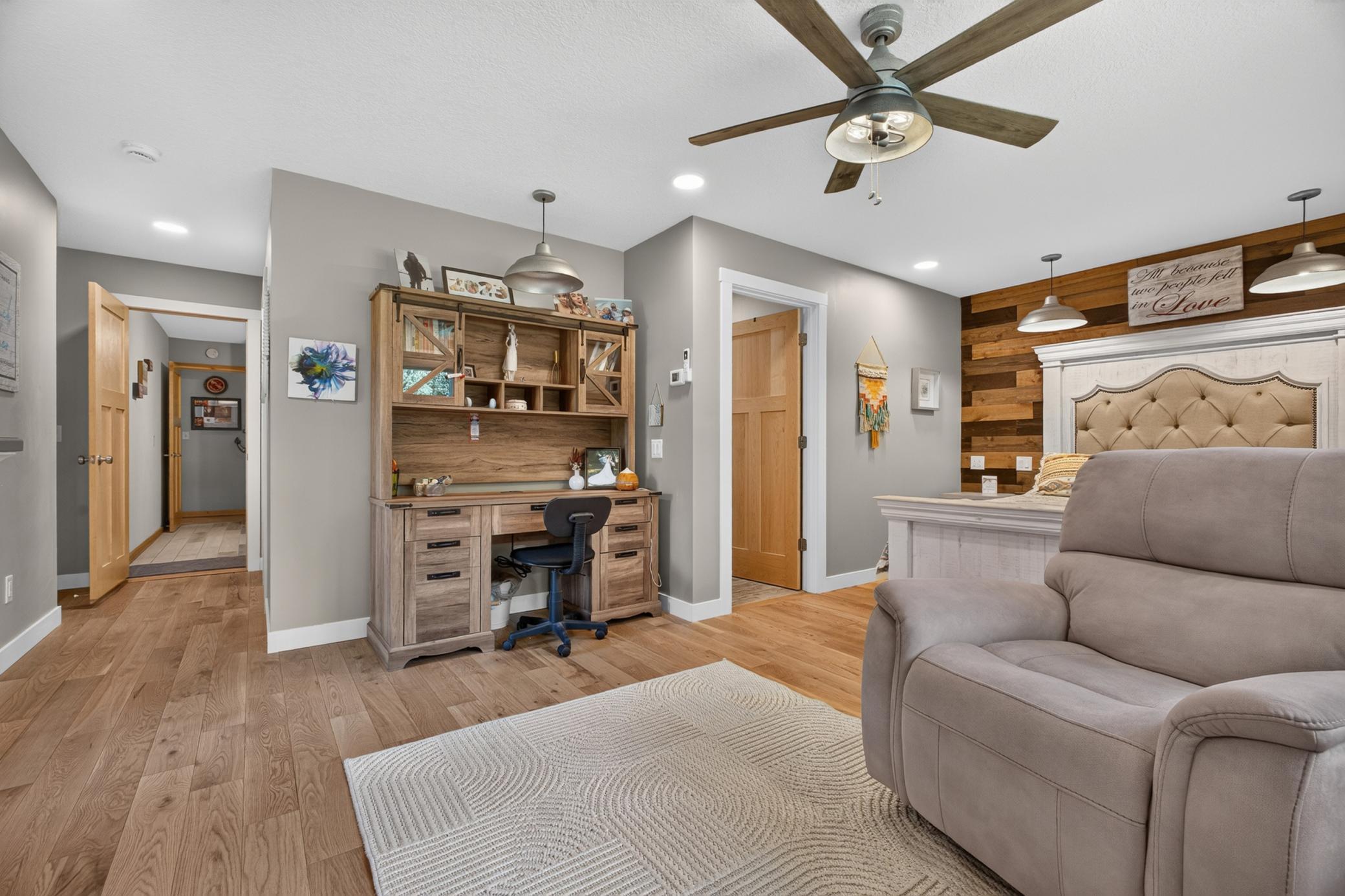 12916 3rd Street S Property Photo 17