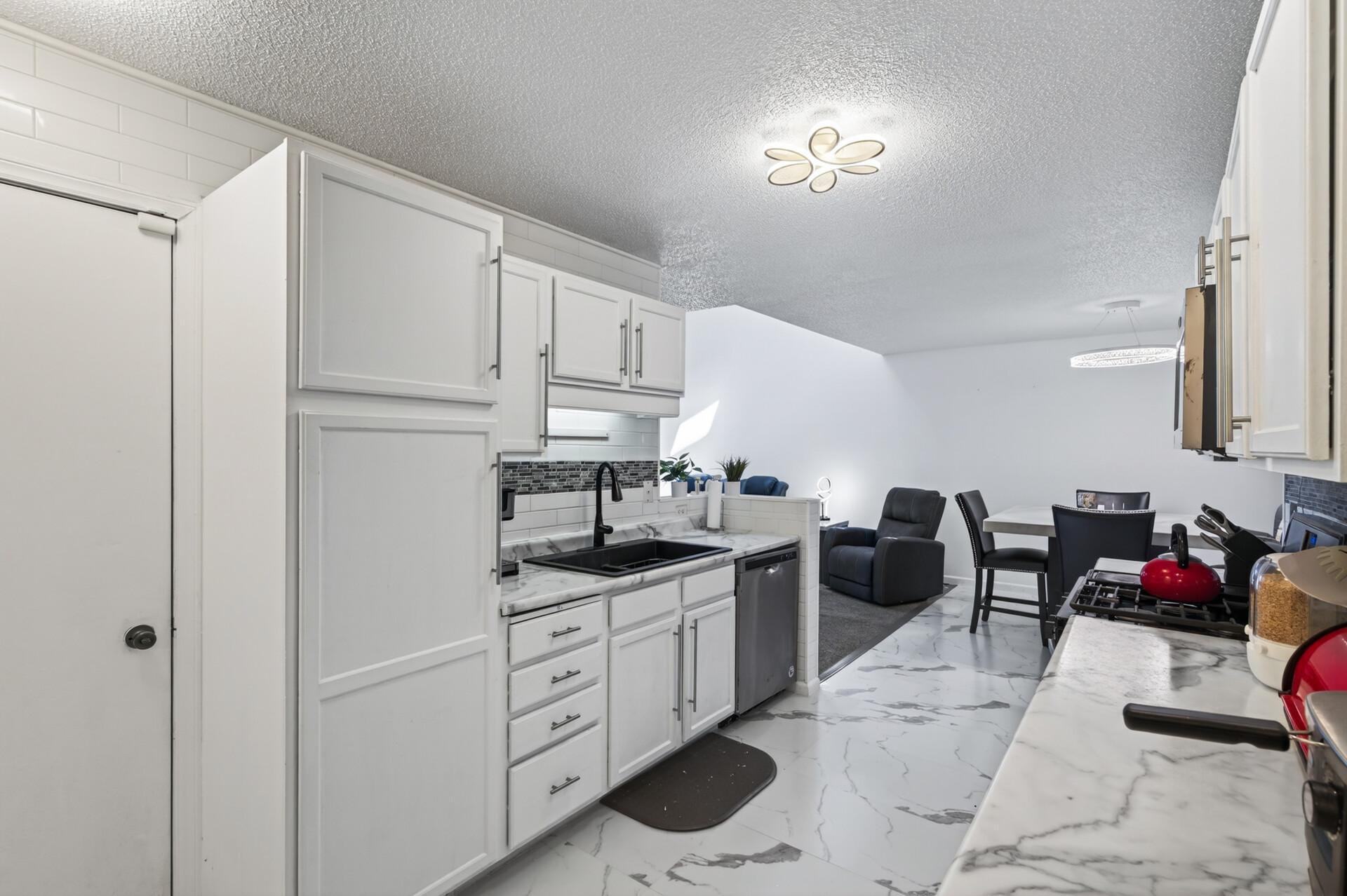11265 16th Street Ne Property Photo 15