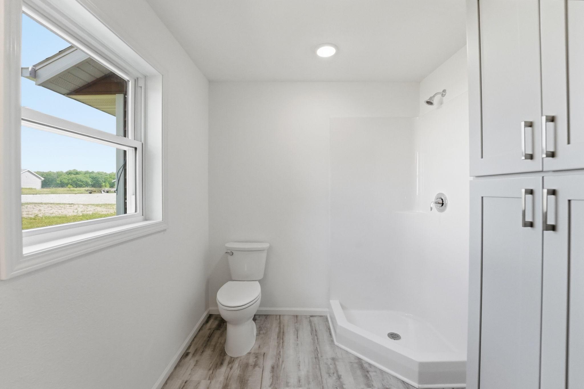 226 Greenview Lane Property Photo 16