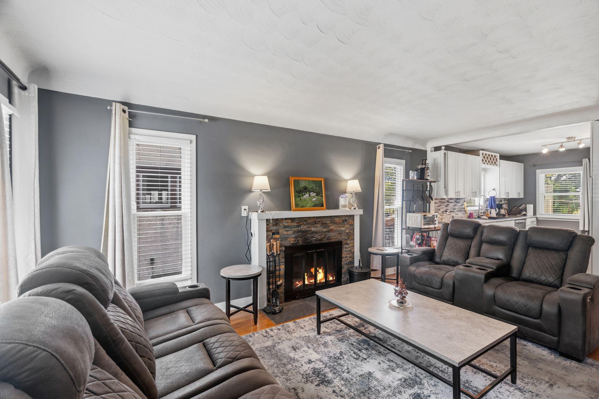 867 Delaware Avenue Property Photo 8