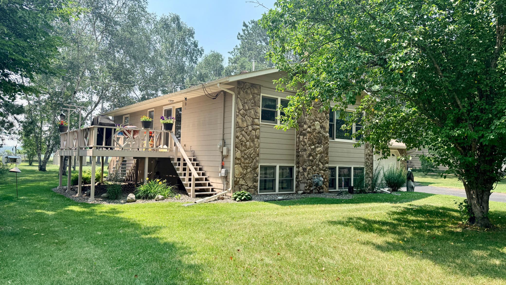 16038 Discovery Circle Property Photo 3