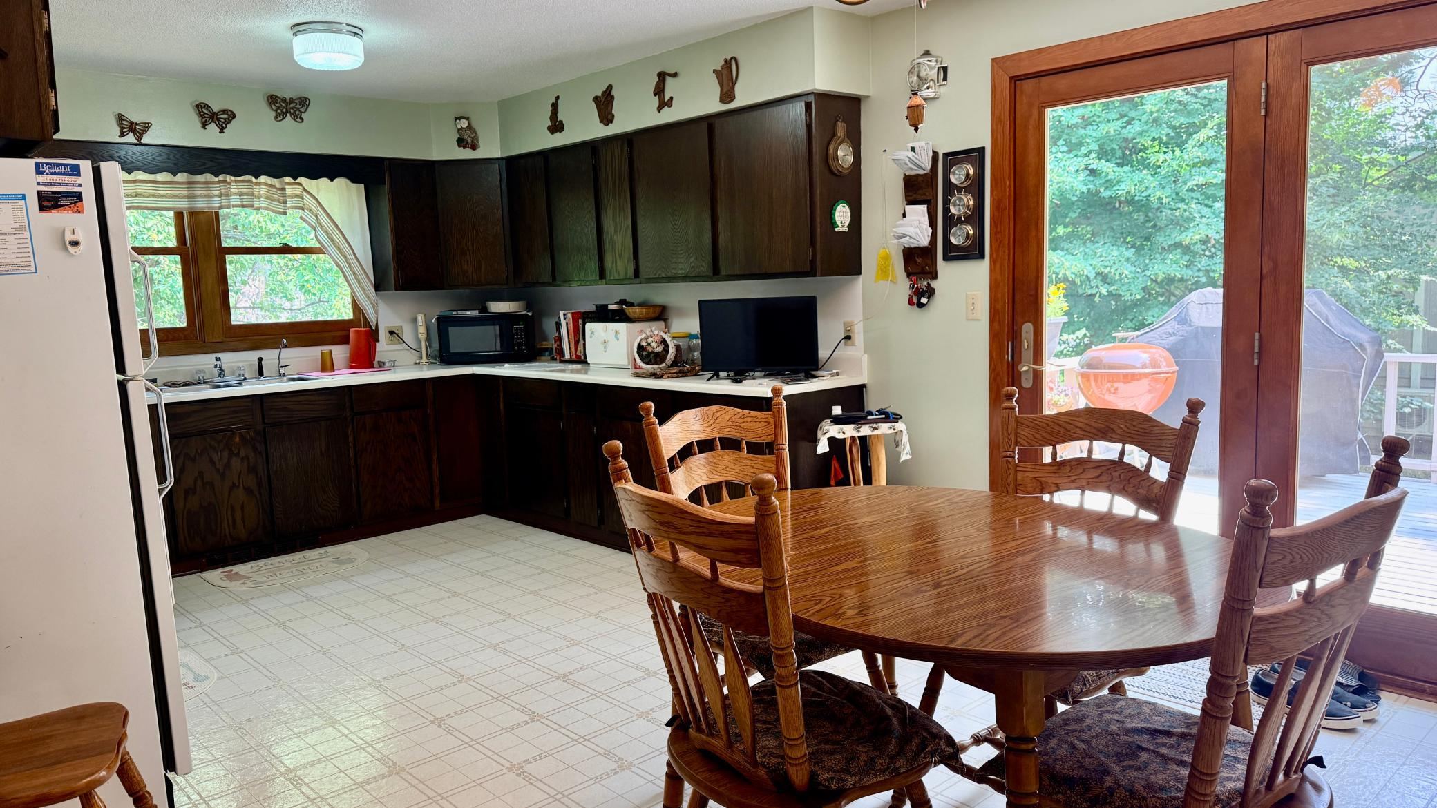 16038 Discovery Circle Property Photo 5