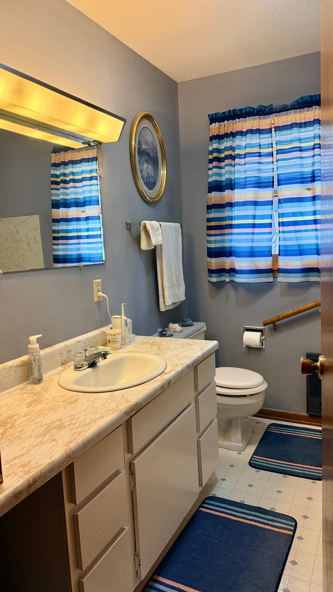 16038 Discovery Circle Property Photo 8