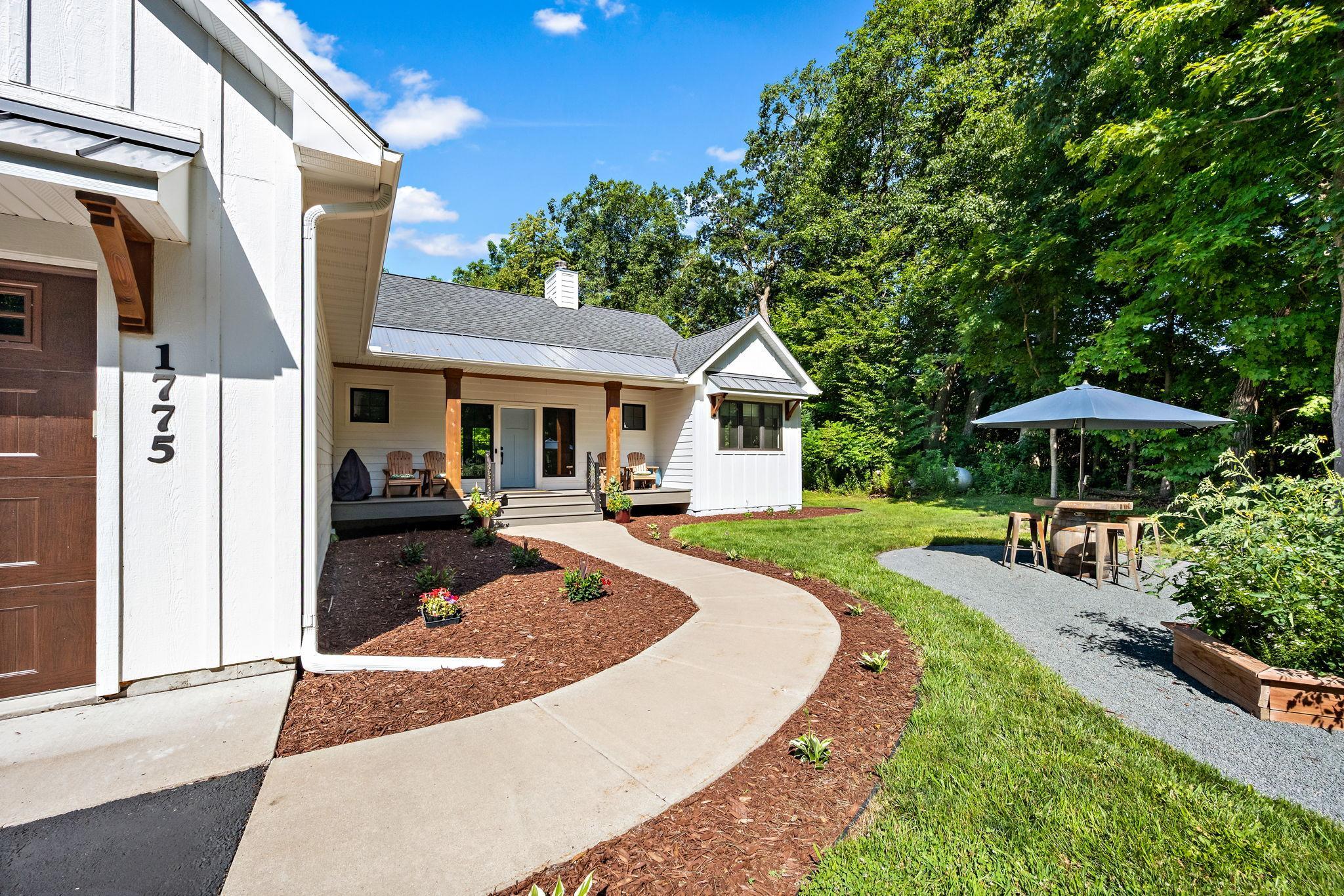 1775 Retreat Circle Property Photo 9