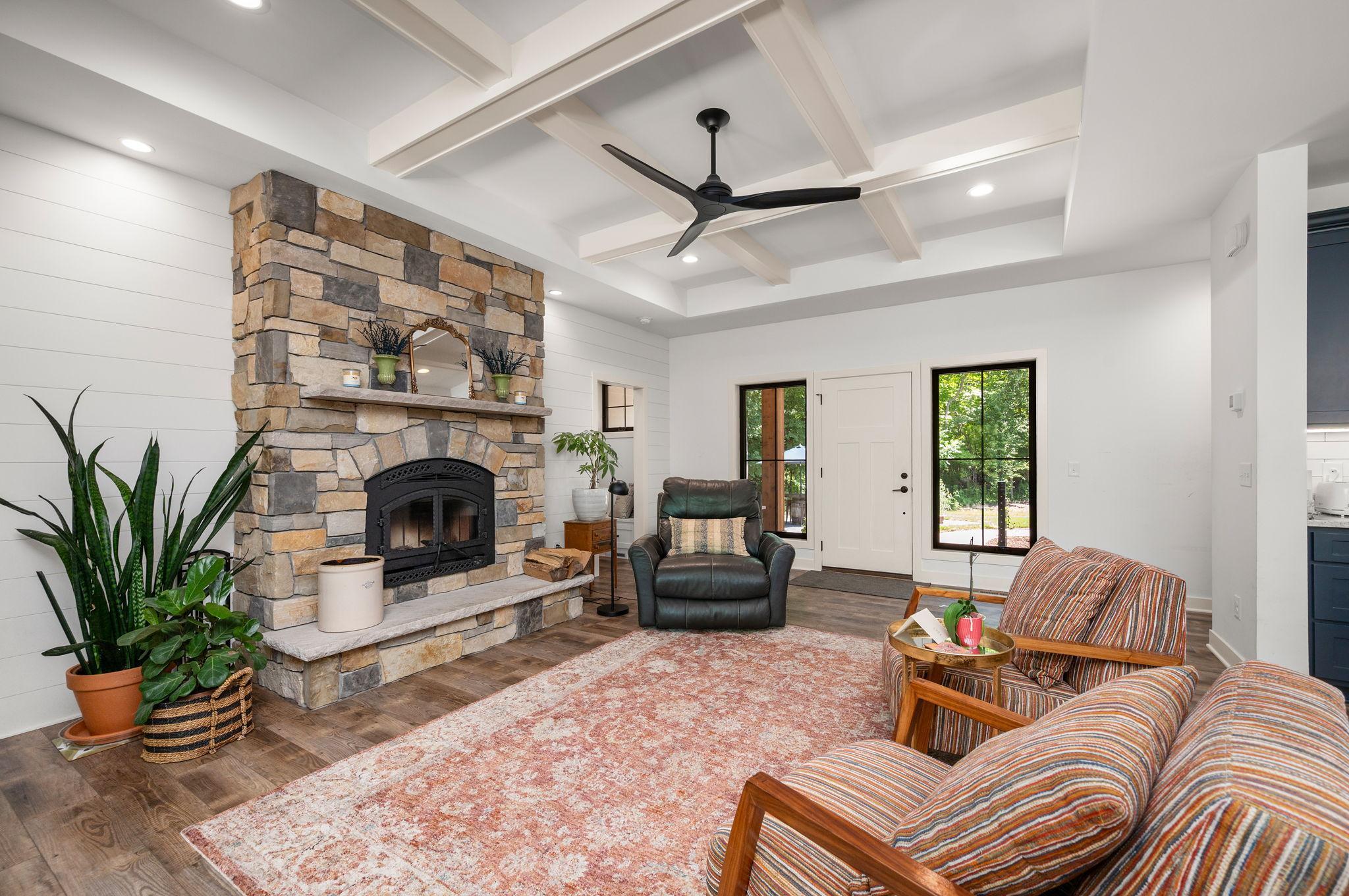 1775 Retreat Circle Property Photo 12