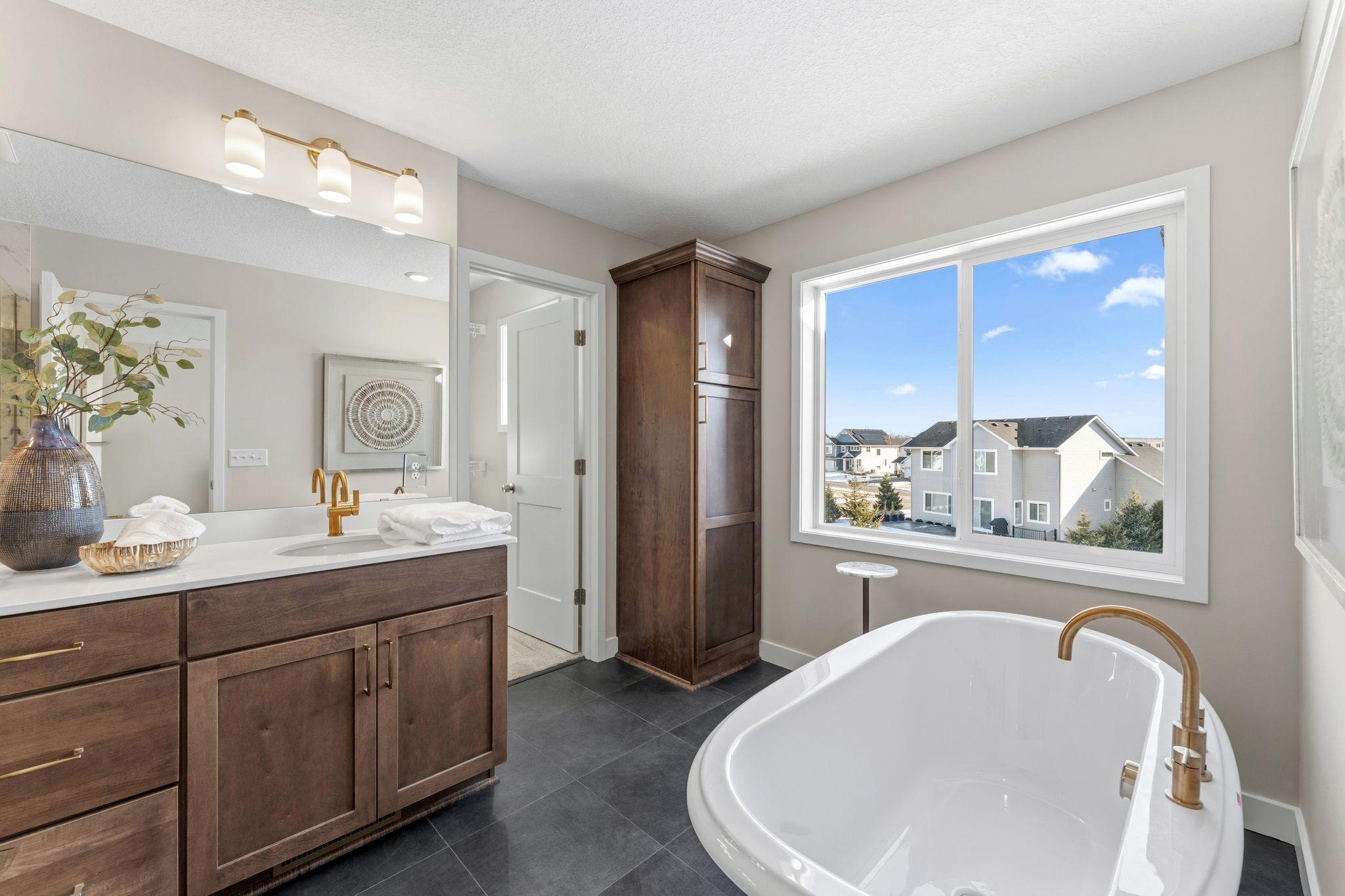 15717 Aquila Avenue Property Photo 38