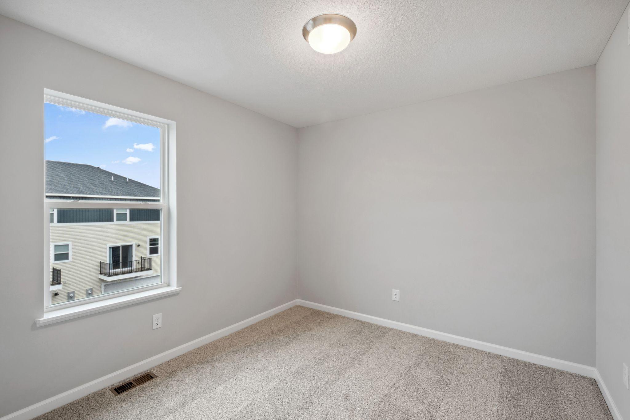 2742 Kepler Avenue Ne Property Photo 17