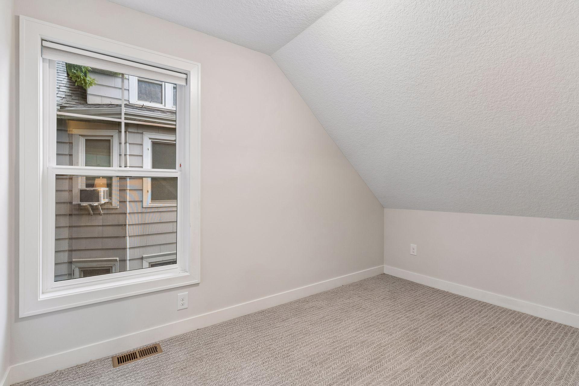 1407 Monroe Street Ne Property Photo 21
