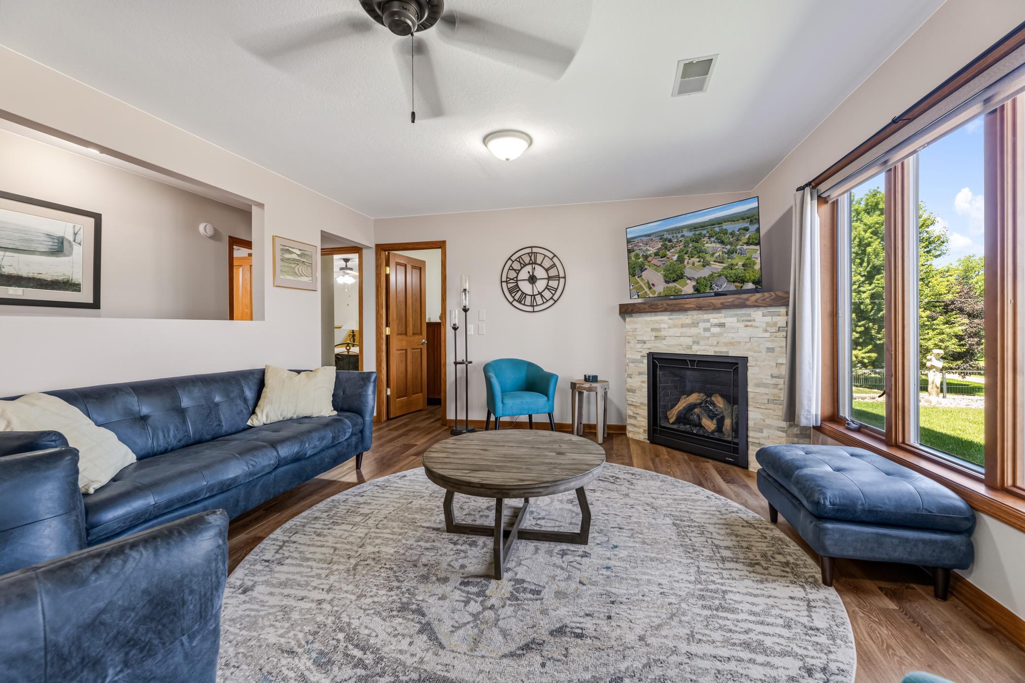 329 2nd Street E Property Photo 19