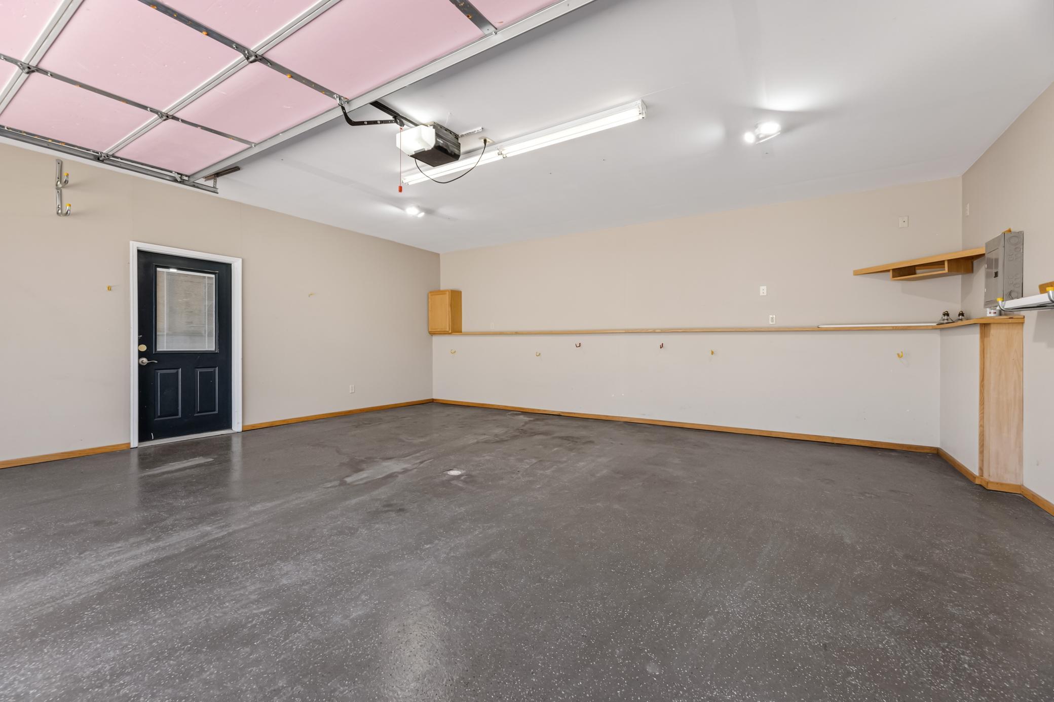329 2nd Street E Property Photo 29