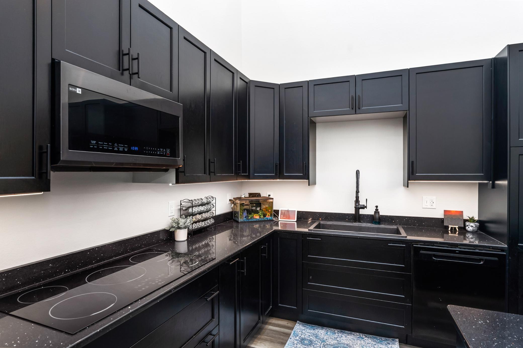417 Elk Street Property Photo 28