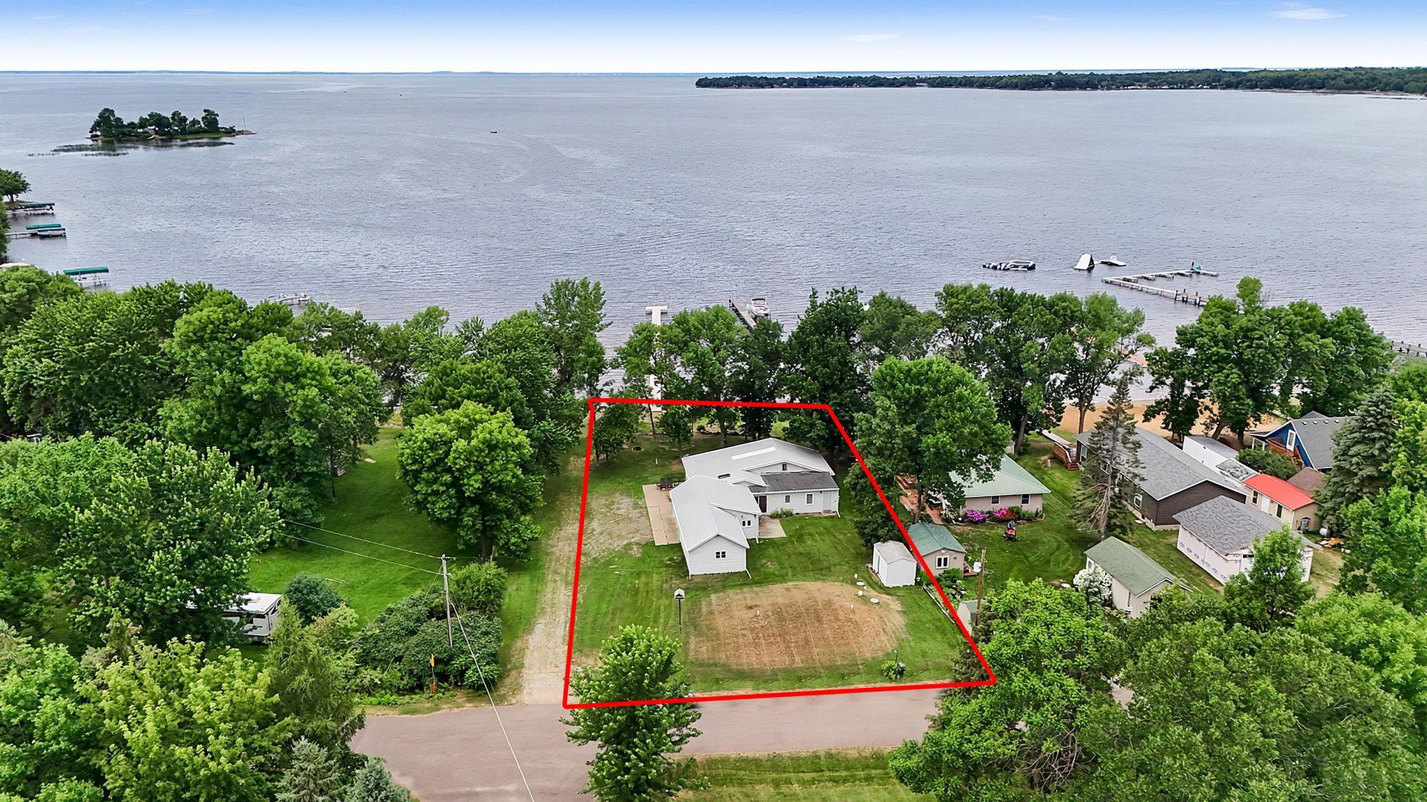 45327 Point Walk Property Photo 16