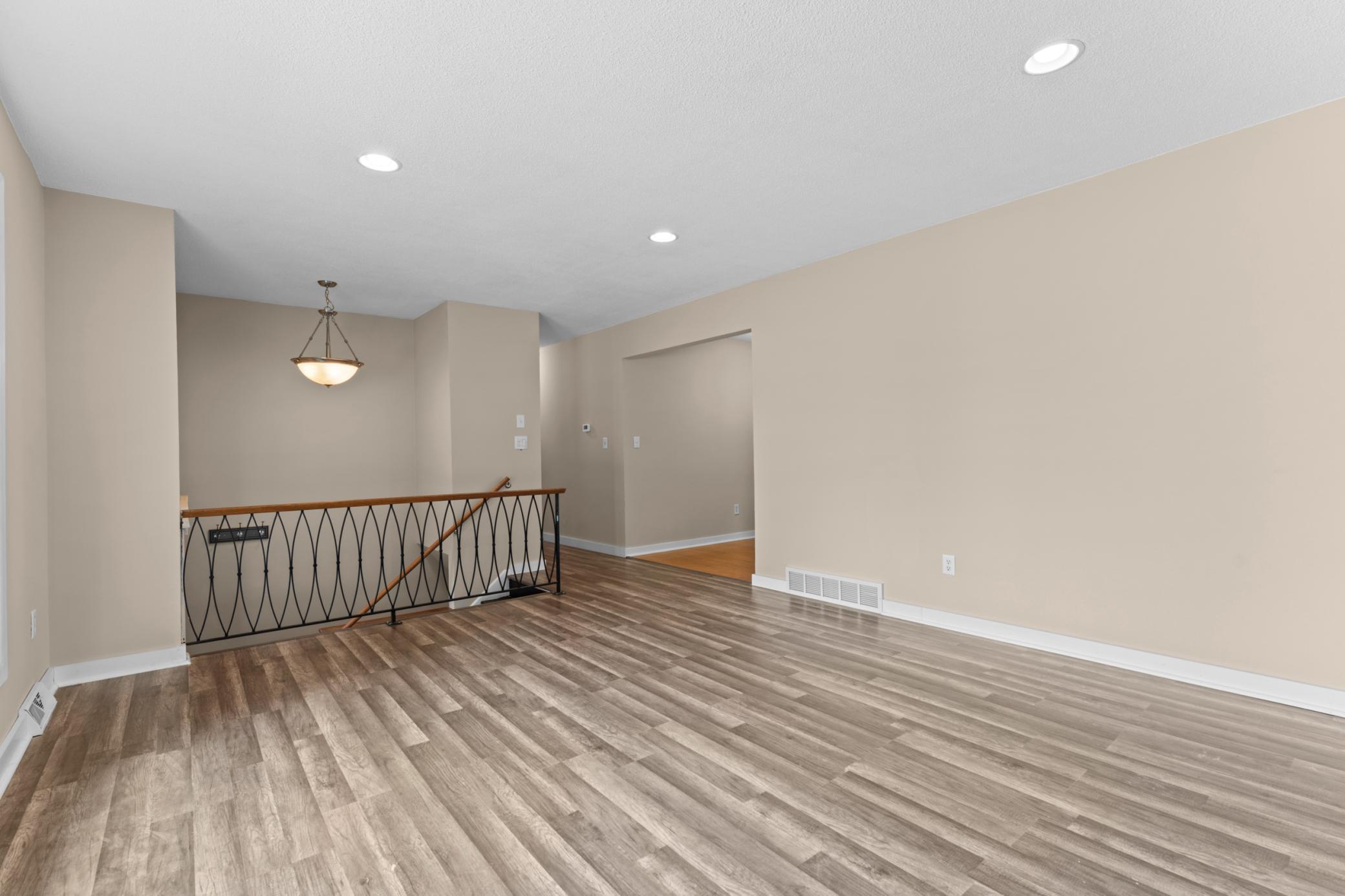 3816 18th Avenue Nw Property Photo 4