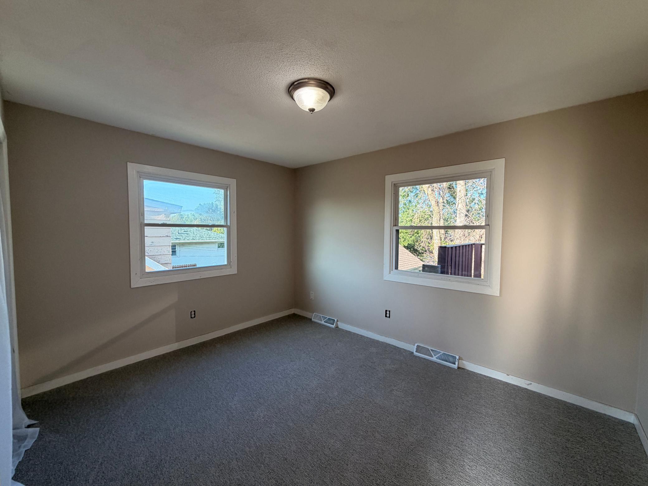 3816 18th Avenue Nw Property Photo 9