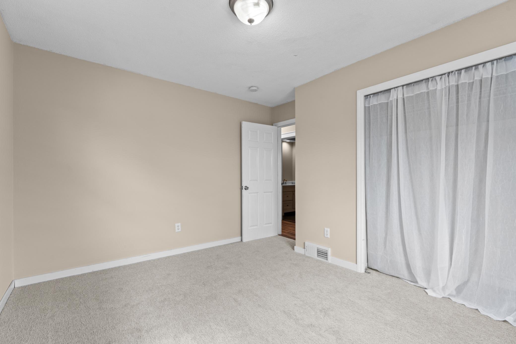 3816 18th Avenue Nw Property Photo 15