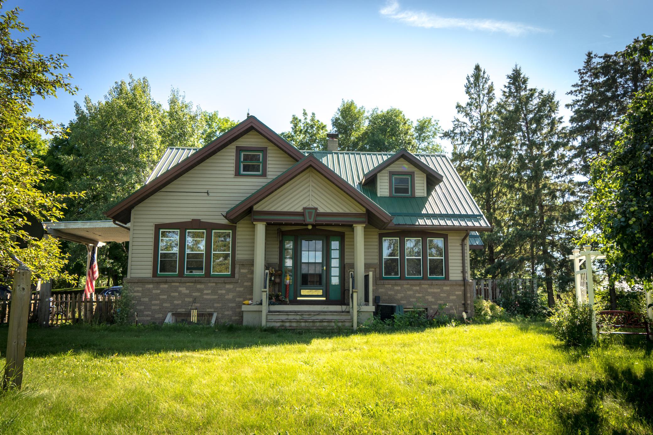 105 N Highway 71 Property Photo 1