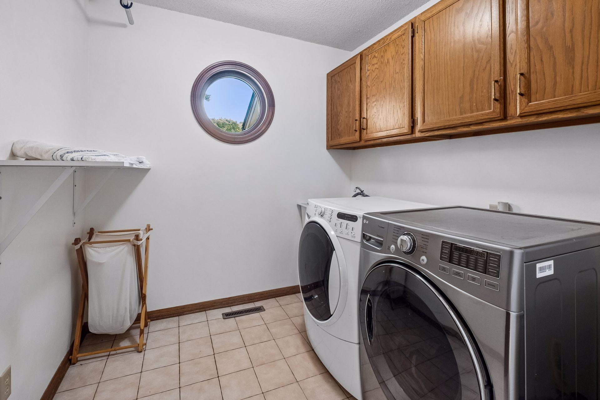 2248 James Street Property Photo 20