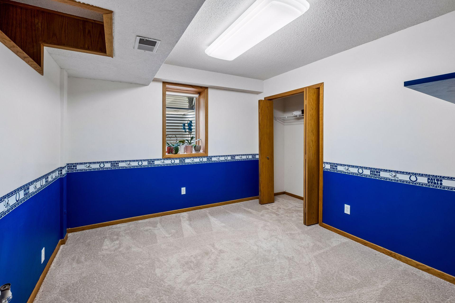 2248 James Street Property Photo 35