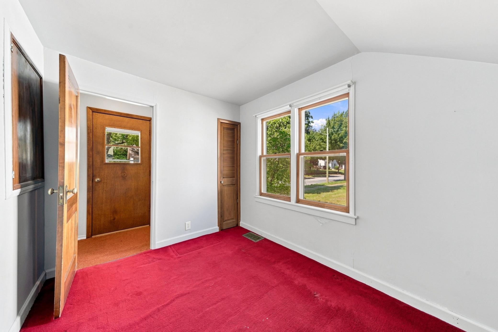 5210 Colfax Avenue N Property Photo 12