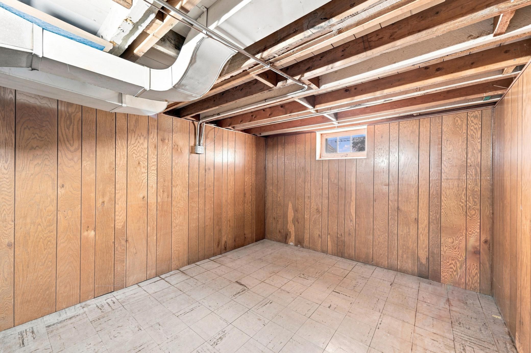 5210 Colfax Avenue N Property Photo 19
