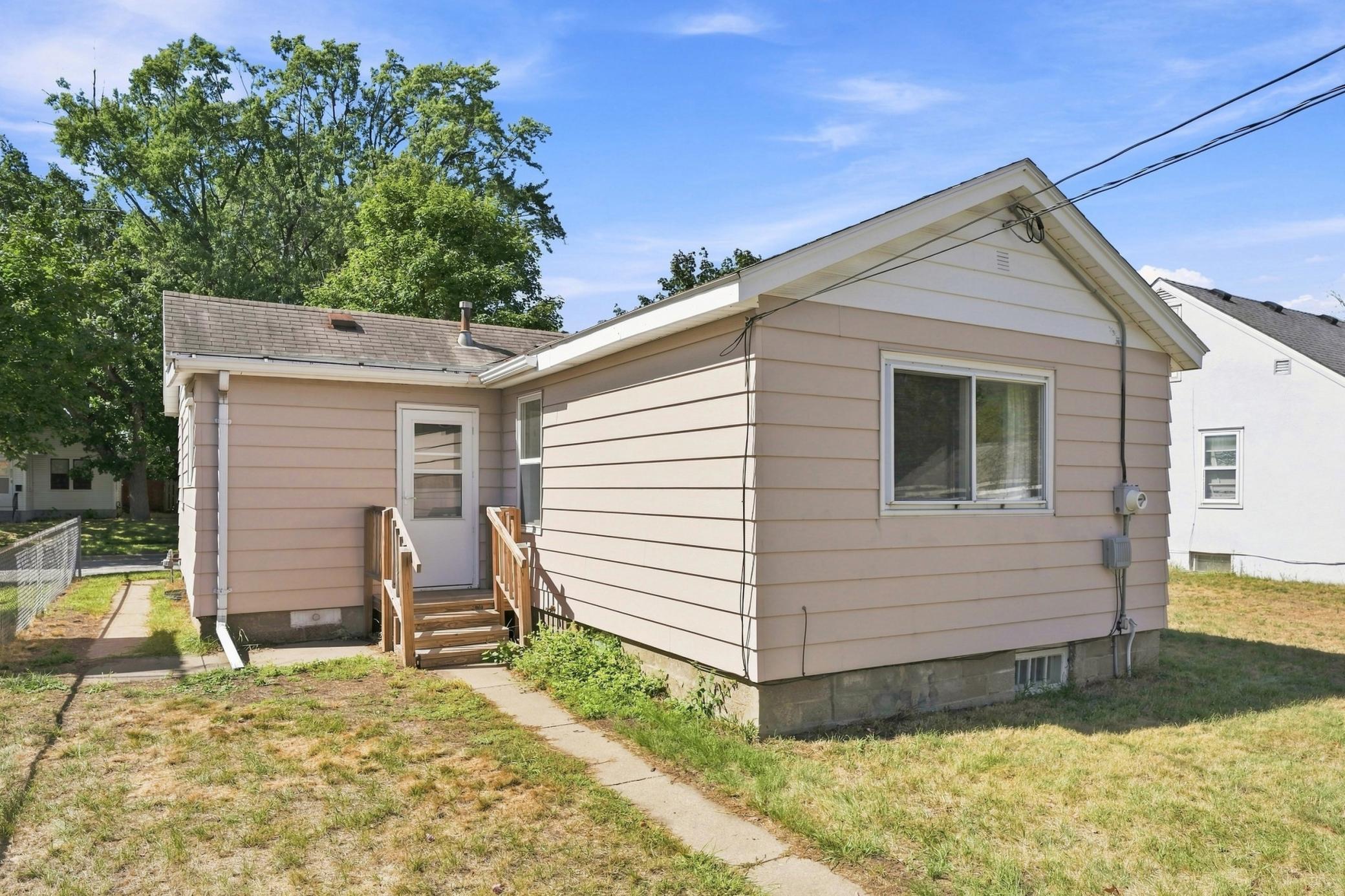 5210 Colfax Avenue N Property Photo 22