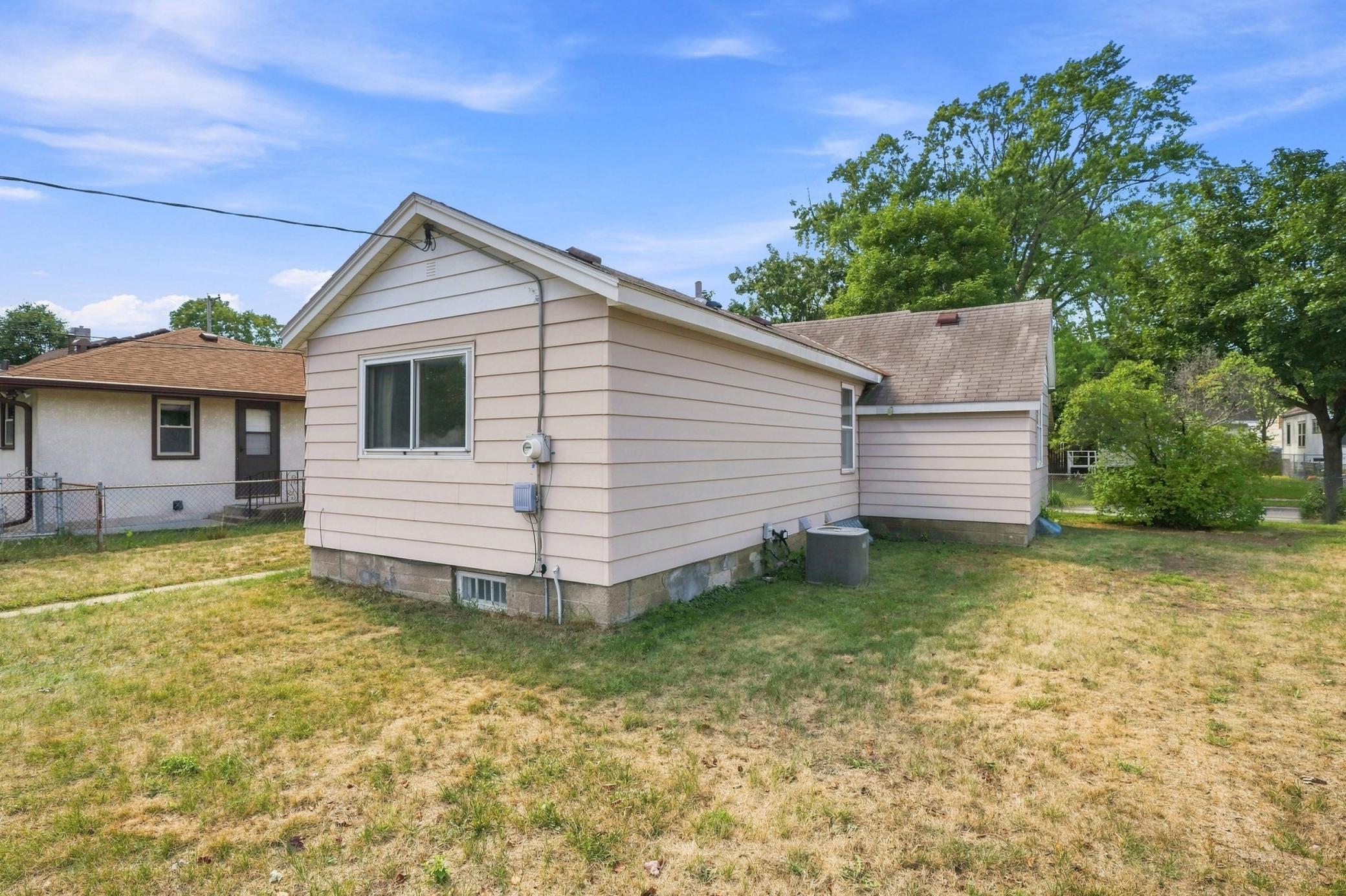 5210 Colfax Avenue N Property Photo 23