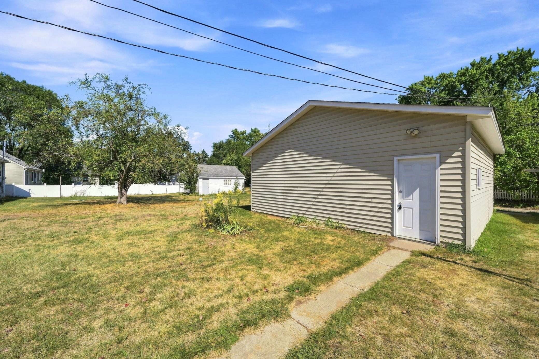 5210 Colfax Avenue N Property Photo 25