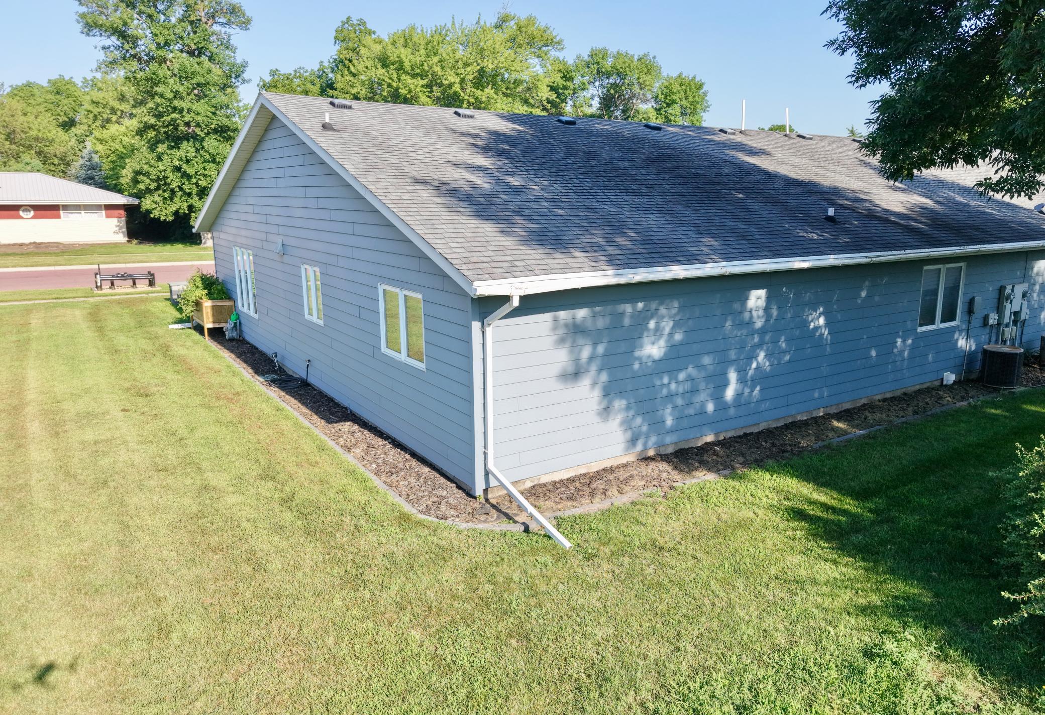 1153 5th Avenue Property Photo 8