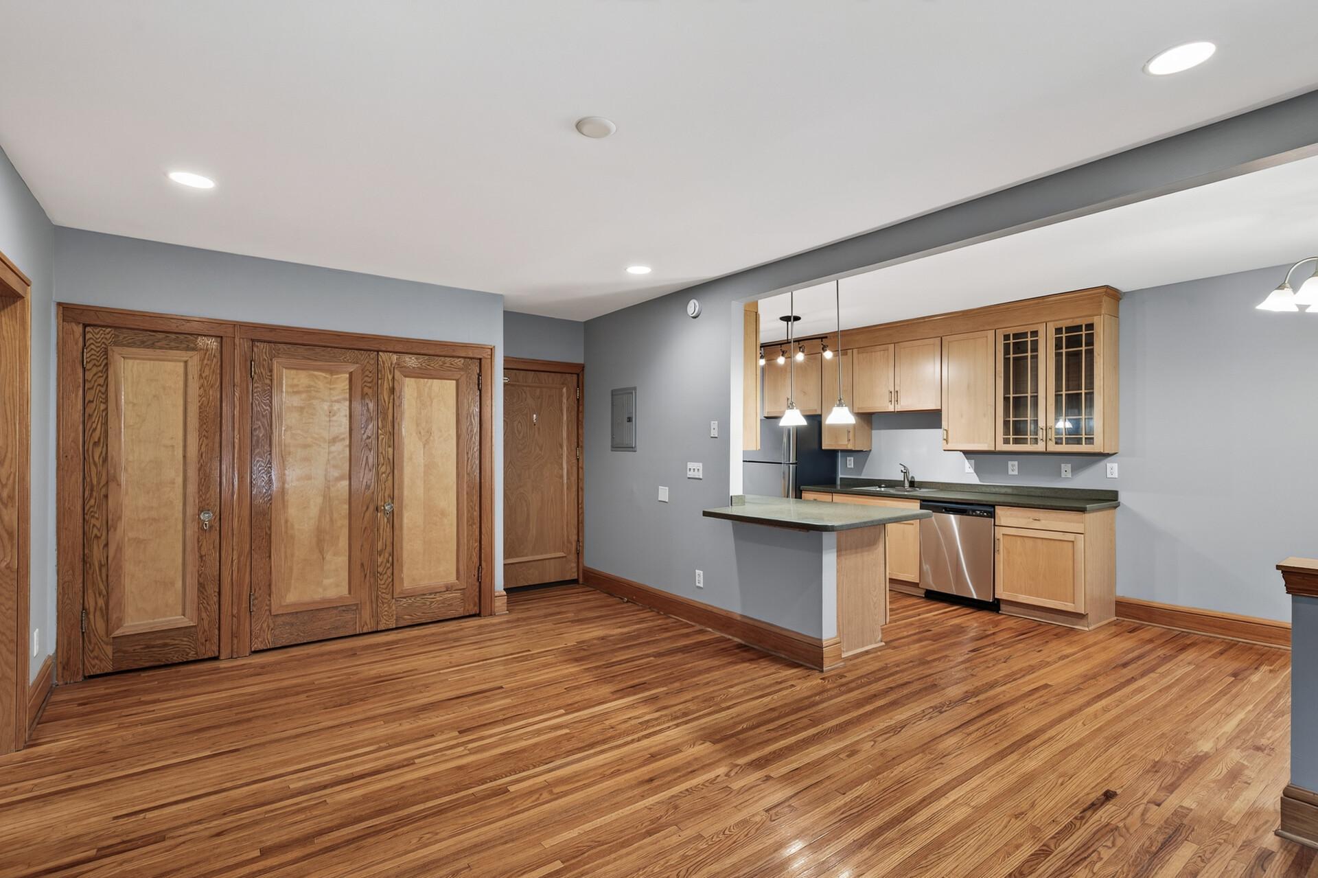 3116 12th Avenue S A106
