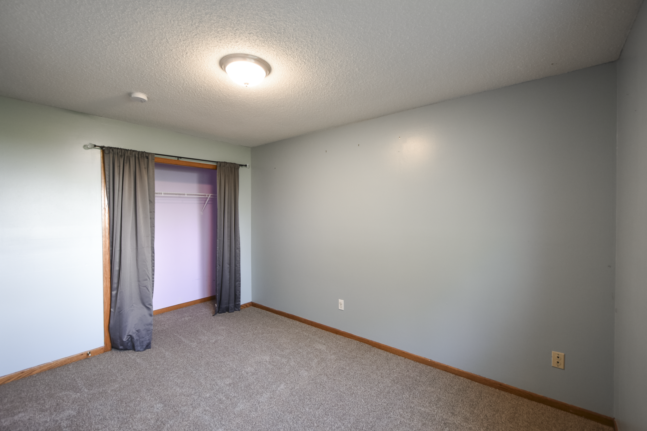 1002 W 2nd Street Property Photo 11
