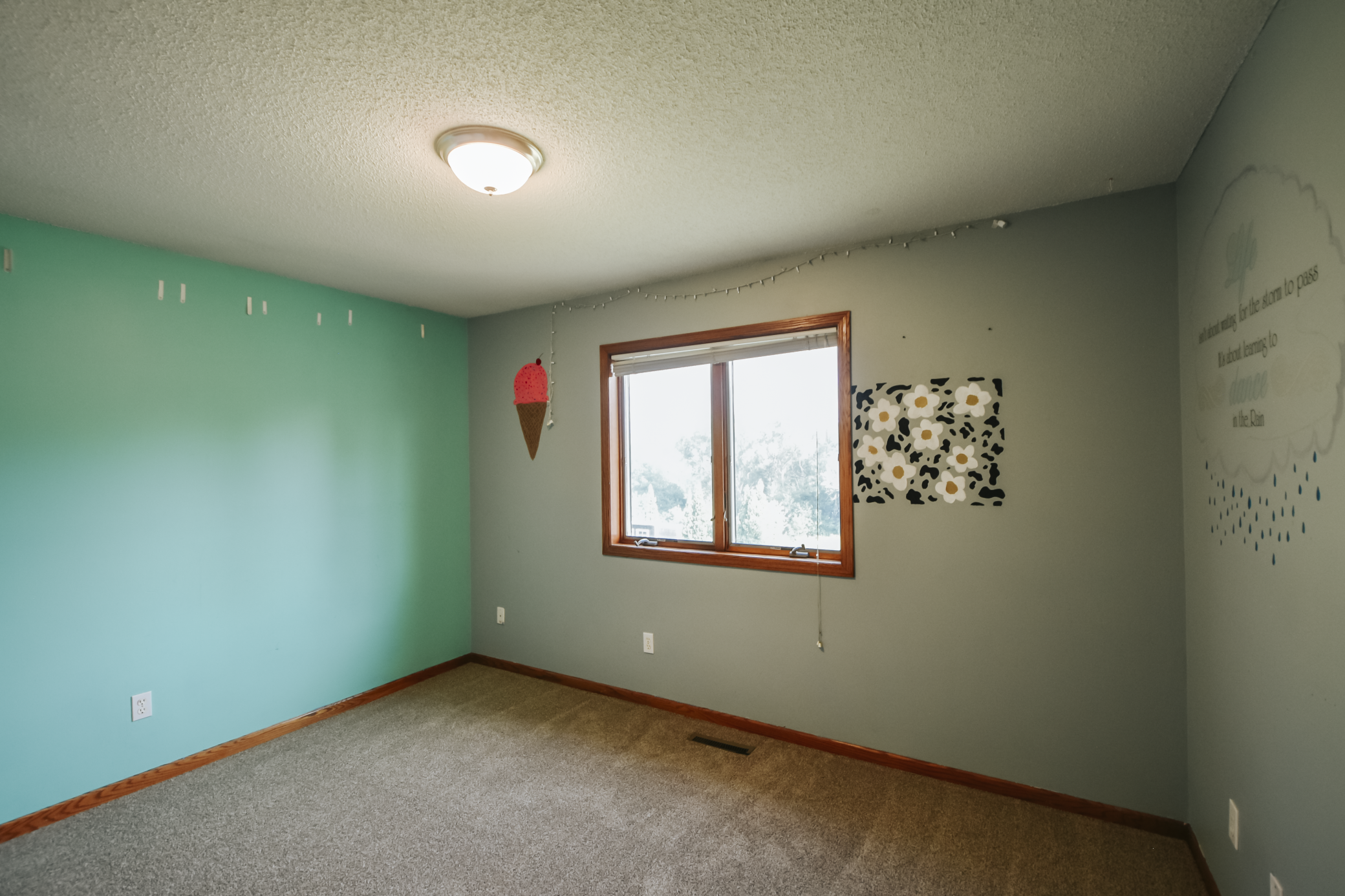 1002 W 2nd Street Property Photo 15