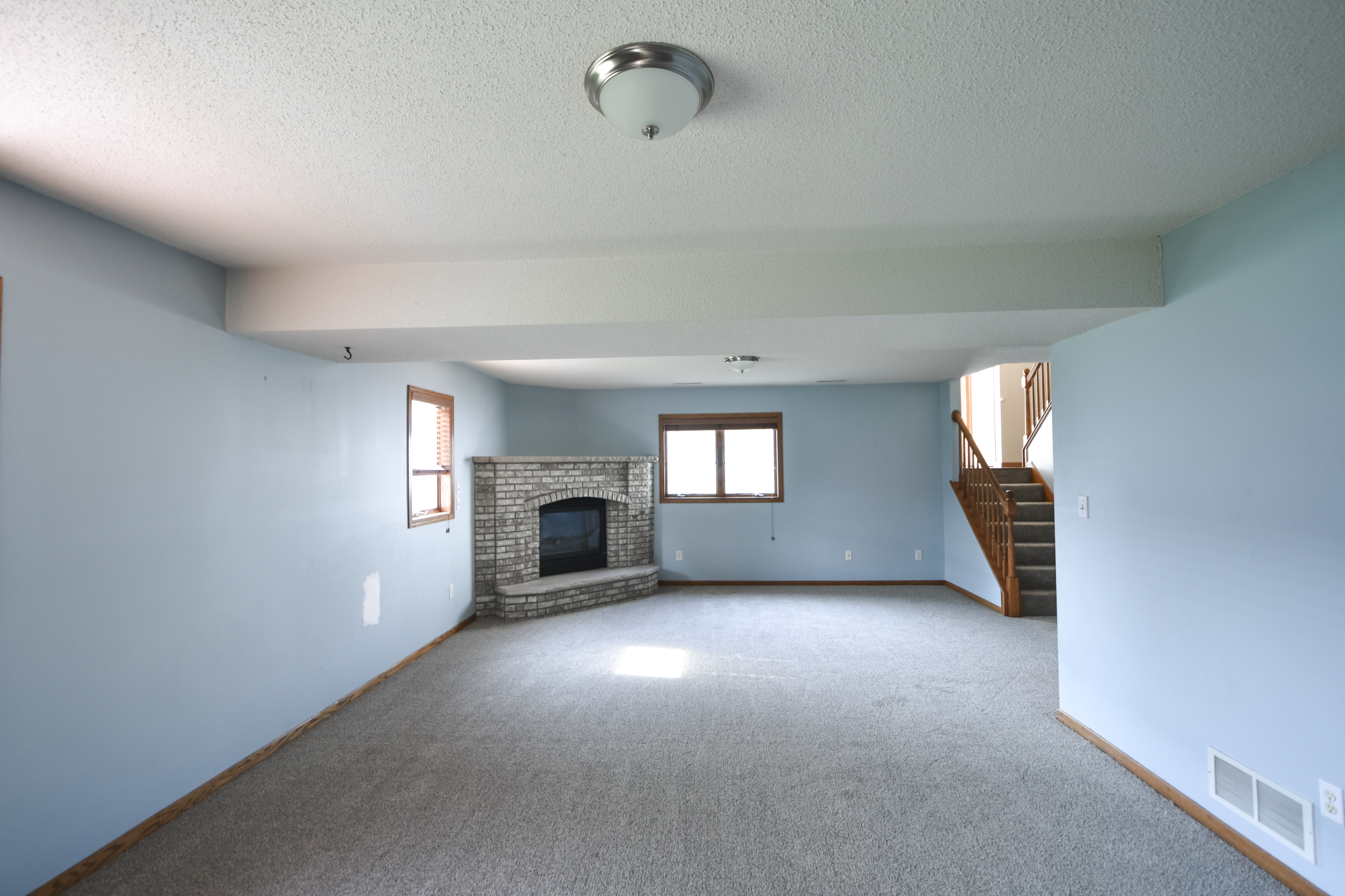 1002 W 2nd Street Property Photo 18
