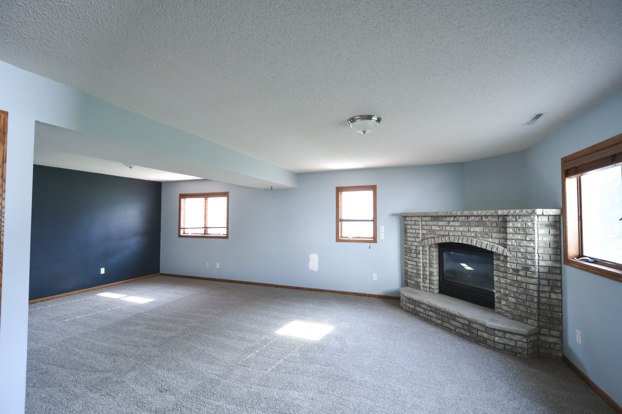 1002 W 2nd Street Property Photo 19