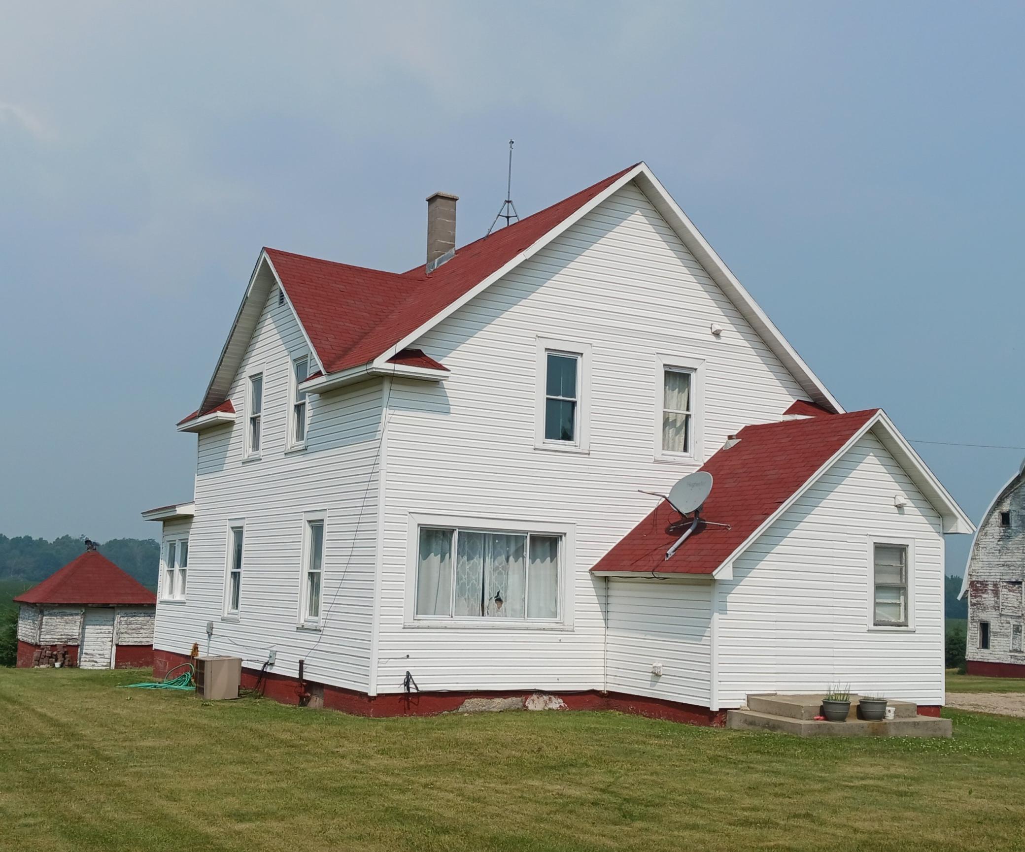 28177 County Highway 73 Property Photo 1