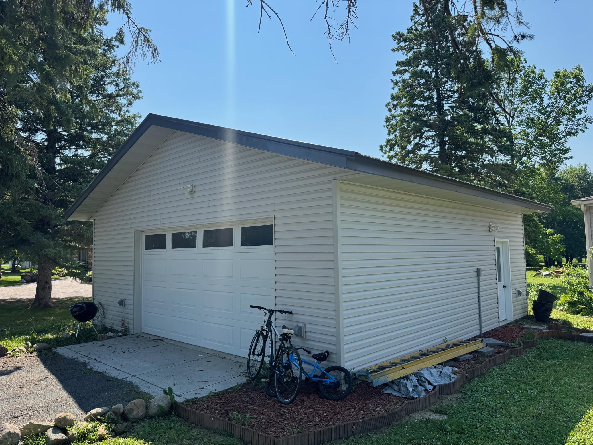 33 Carlson Avenue Nw Property Photo 4