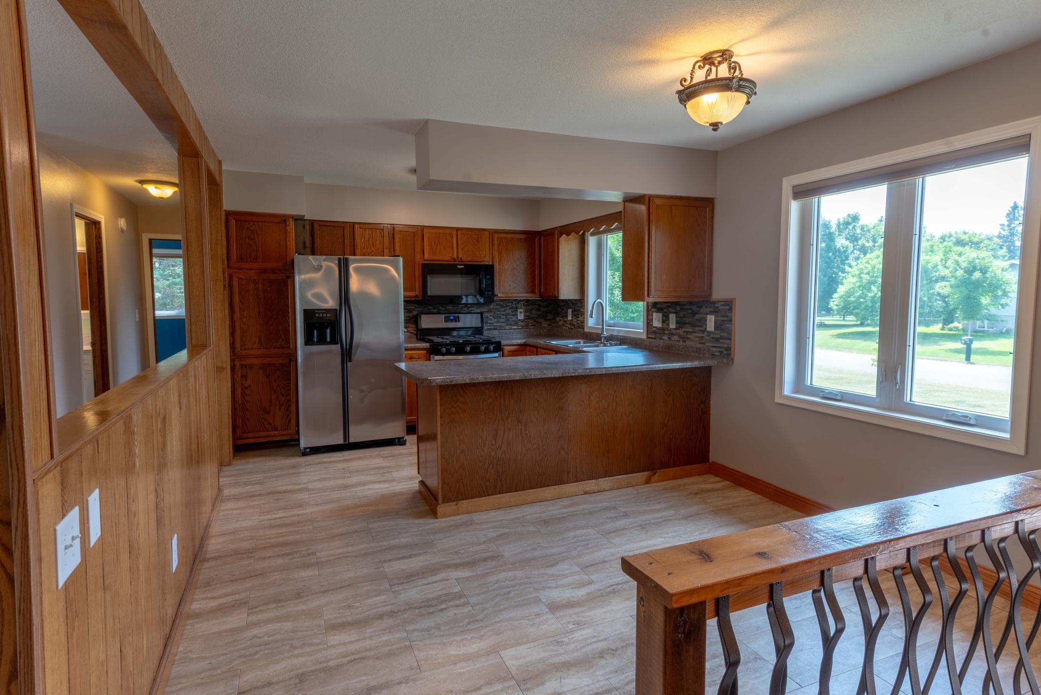 512 Pinetree Drive Property Photo 11