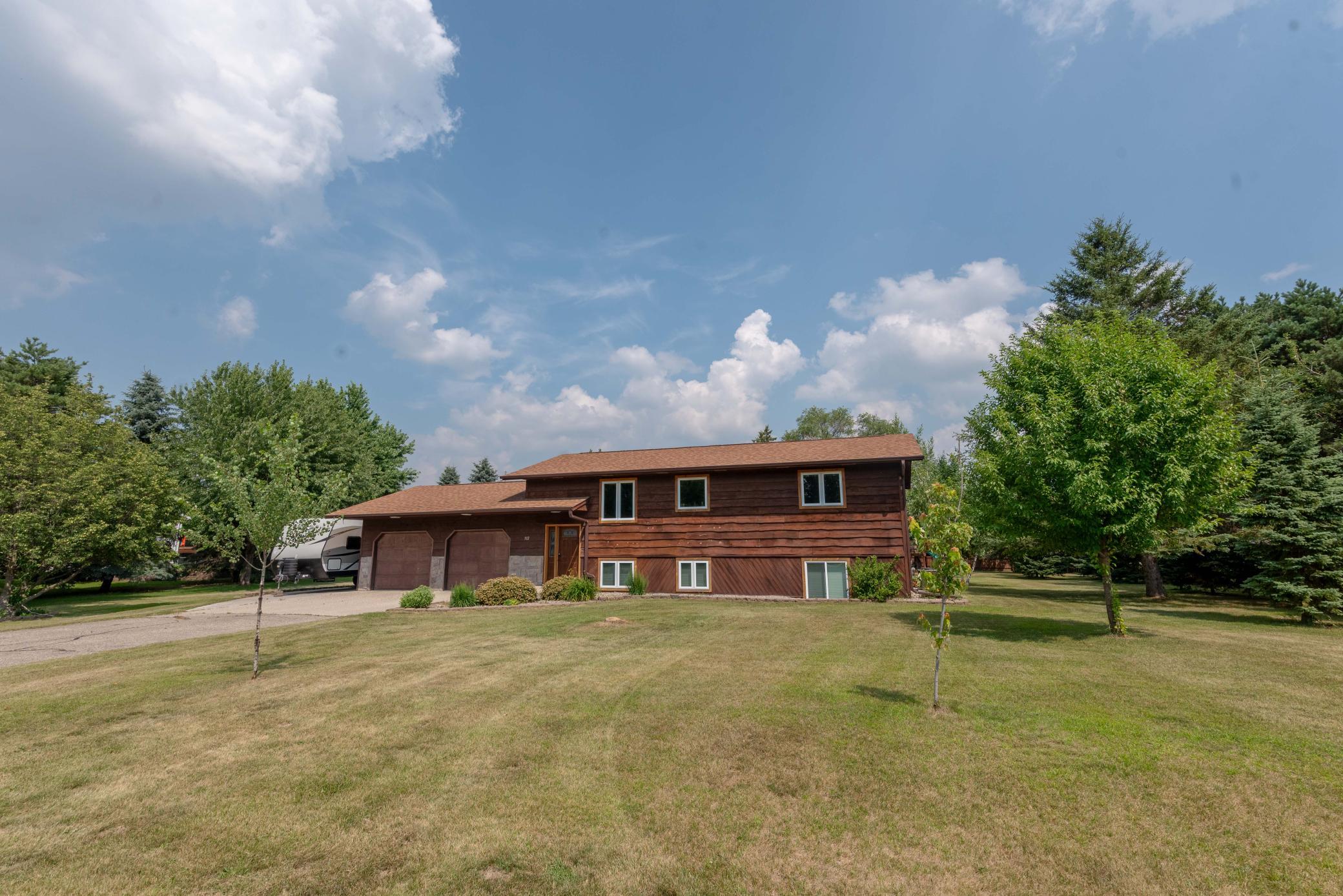 512 Pinetree Drive Property Photo 31