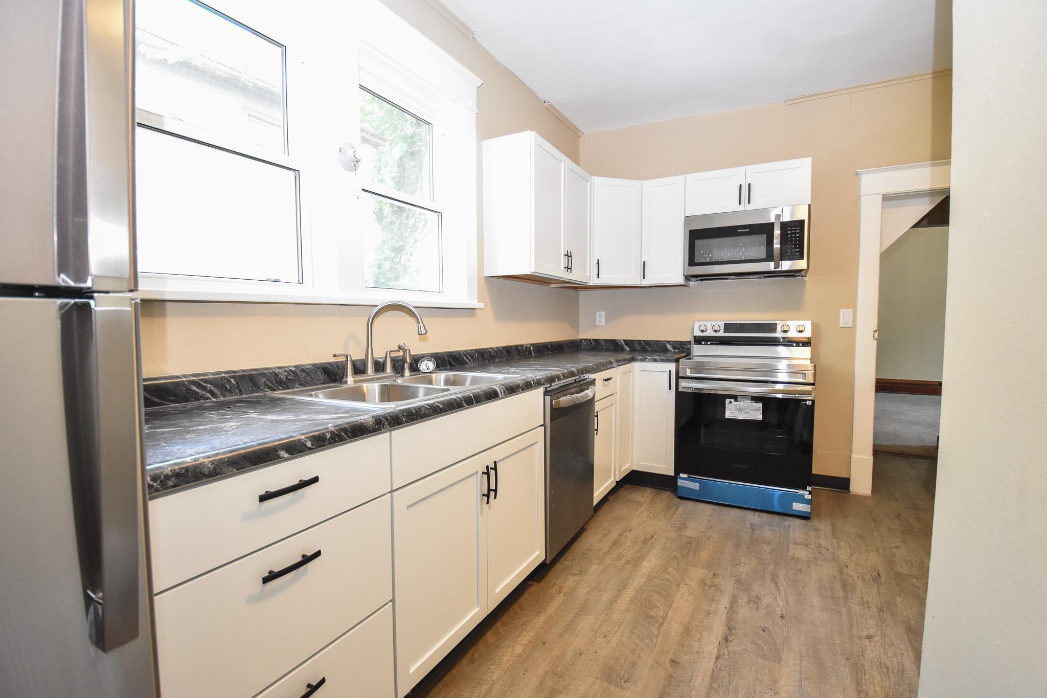 1114 University Drive N Property Photo 10