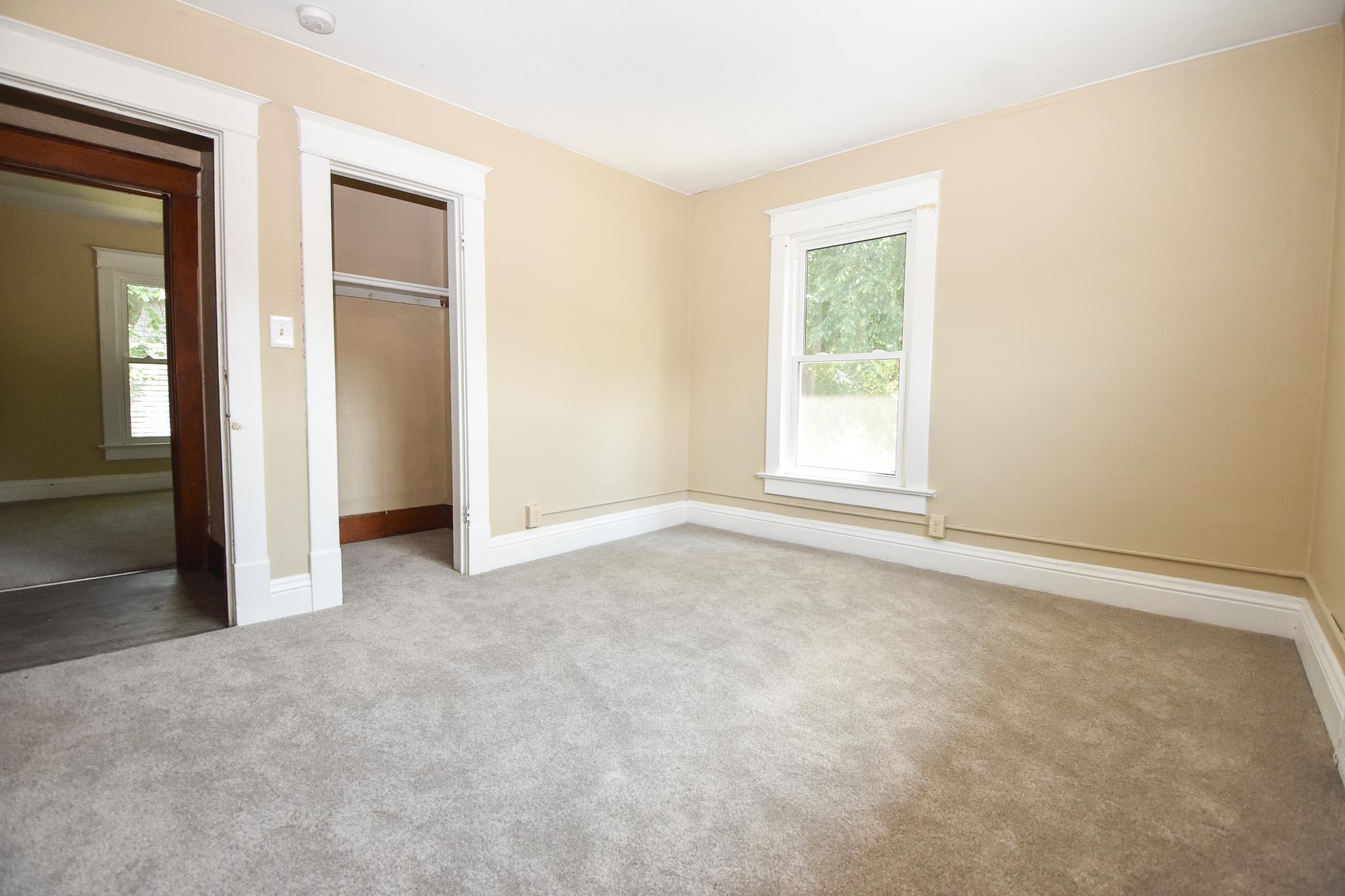 1114 University Drive N Property Photo 14