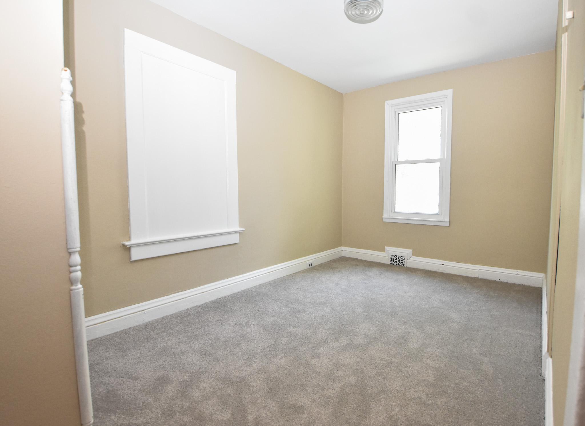 1114 University Drive N Property Photo 21