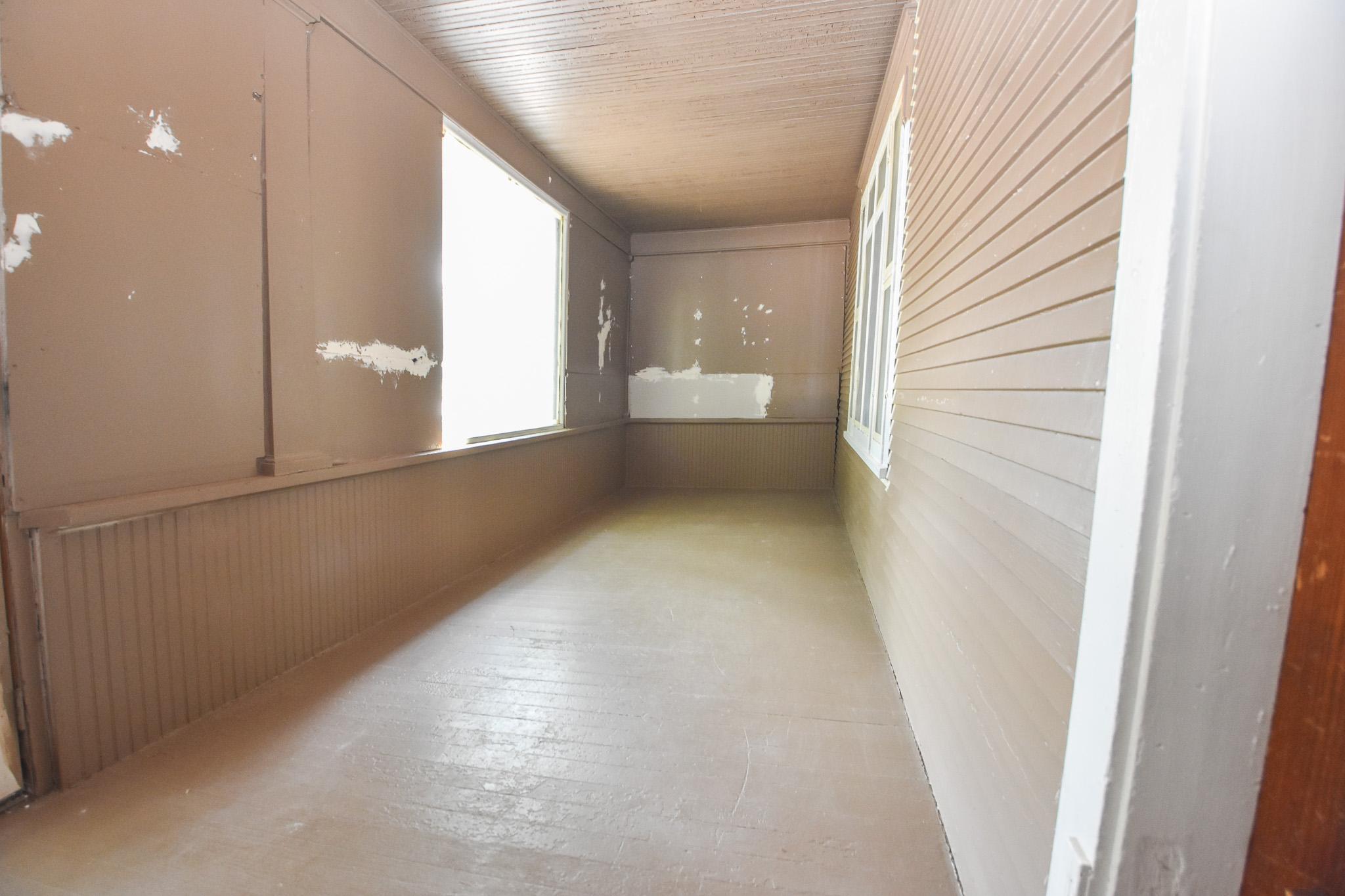1114 University Drive N Property Photo 28