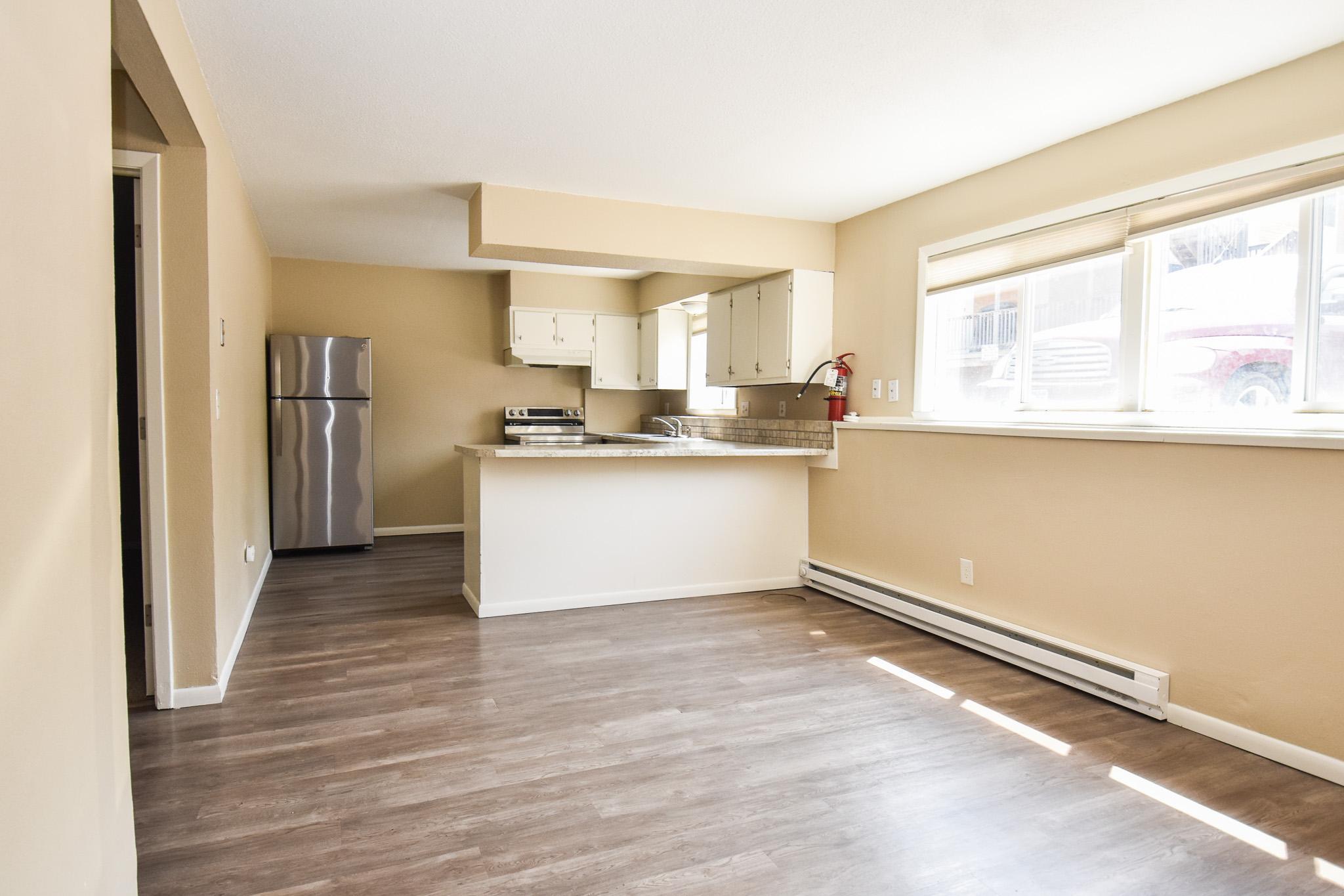1114 University Drive N Property Photo 30