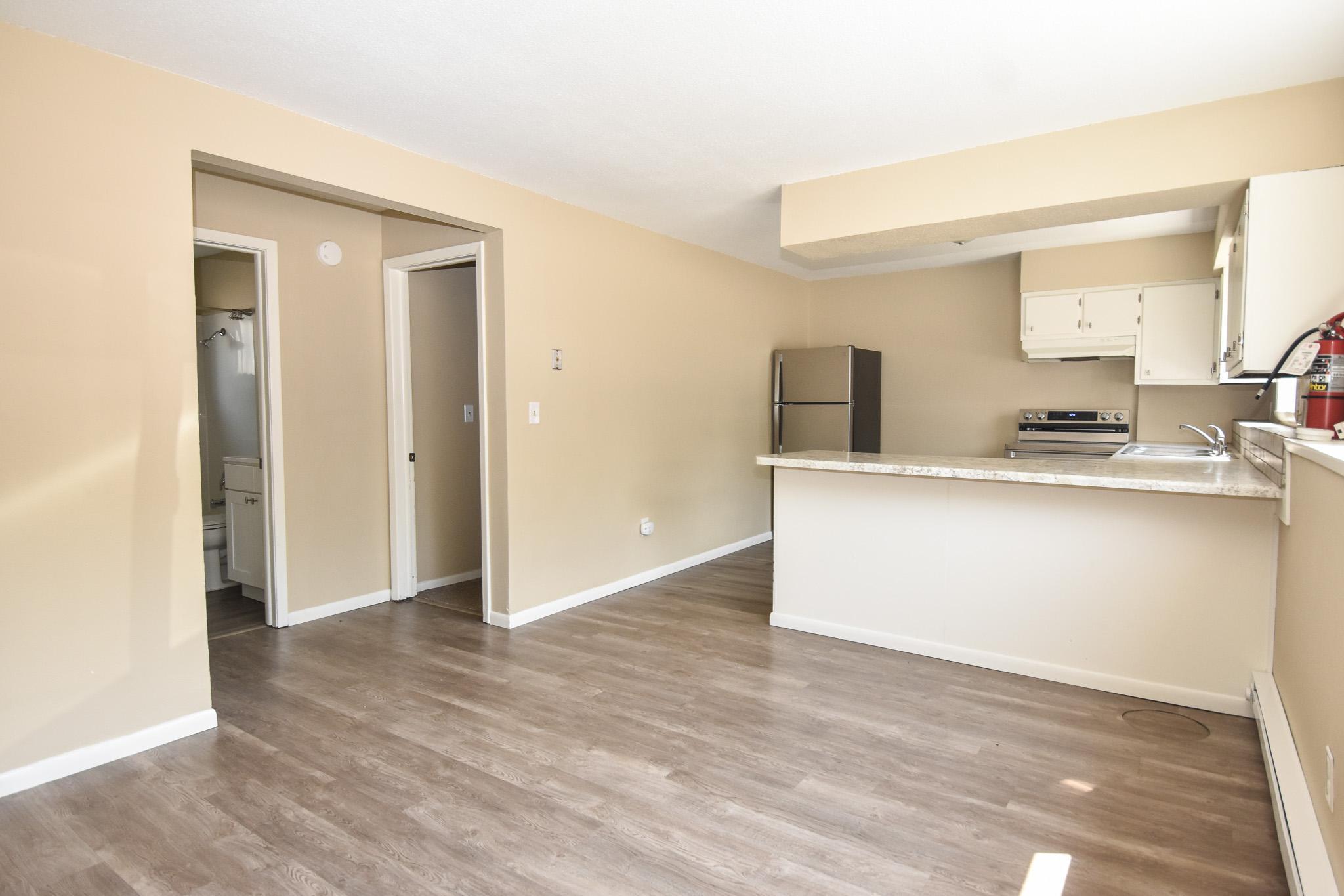 1114 University Drive N Property Photo 31