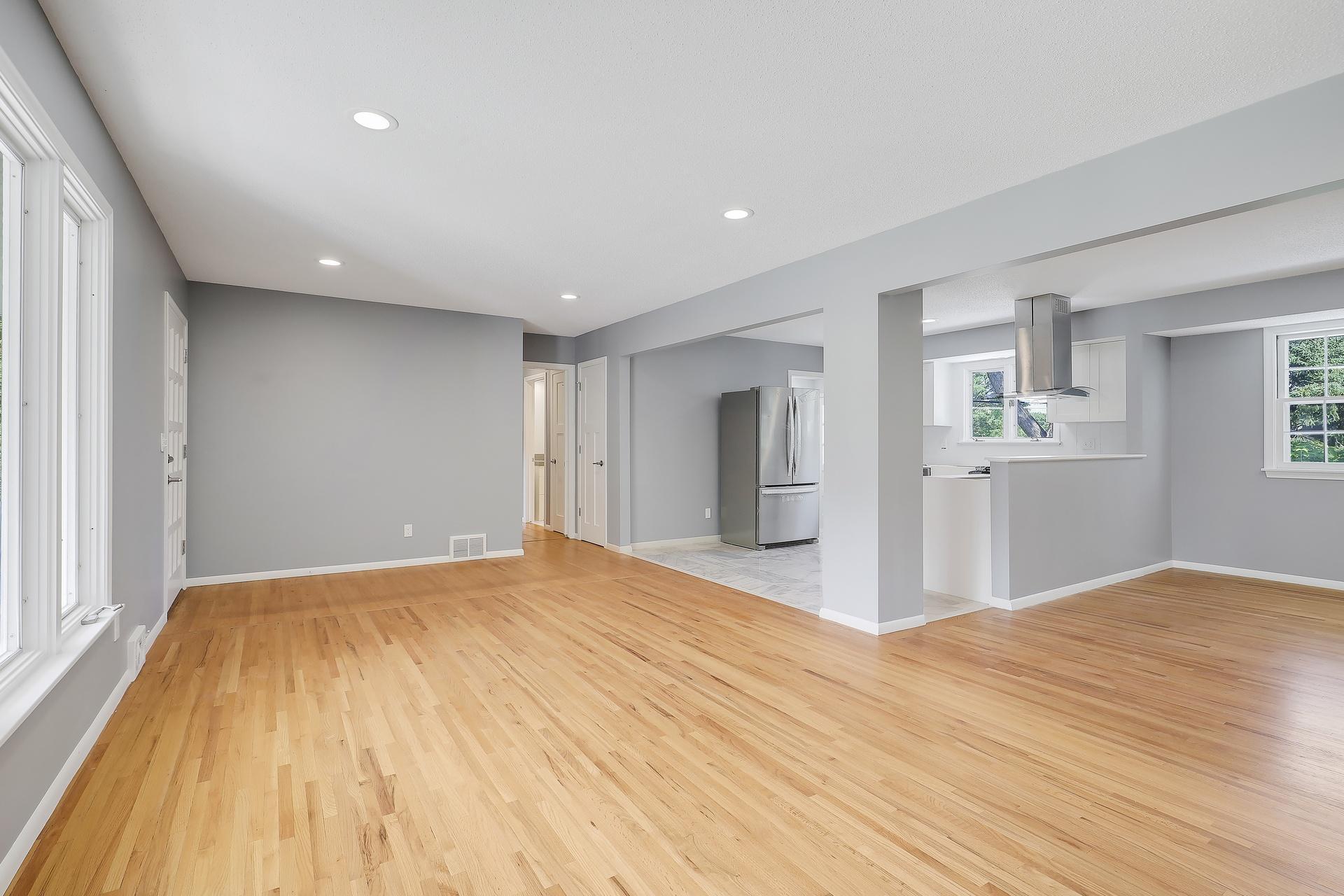 8016 35th Avenue N Property Photo 11